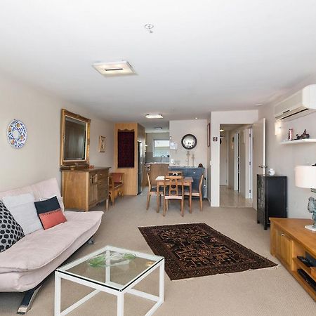 Relax On Roberts - Taupo Holiday Home Экстерьер фото