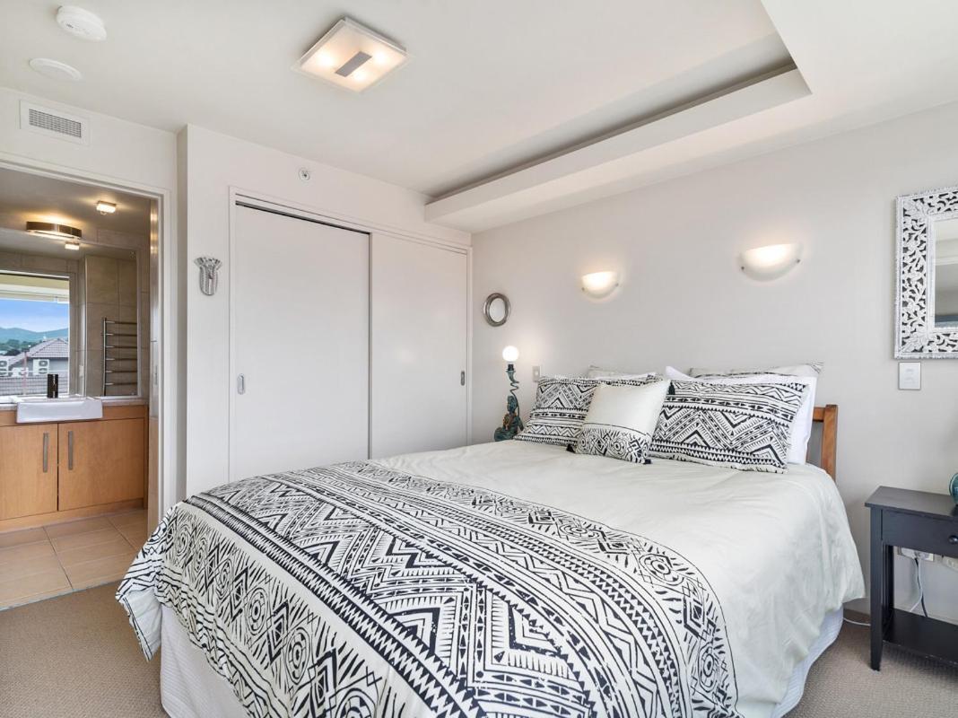 Relax On Roberts - Taupo Holiday Home Экстерьер фото