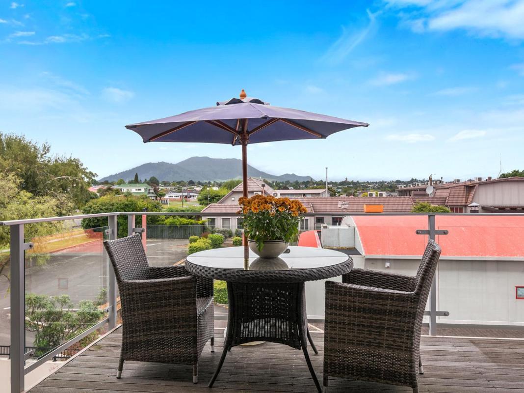 Relax On Roberts - Taupo Holiday Home Экстерьер фото